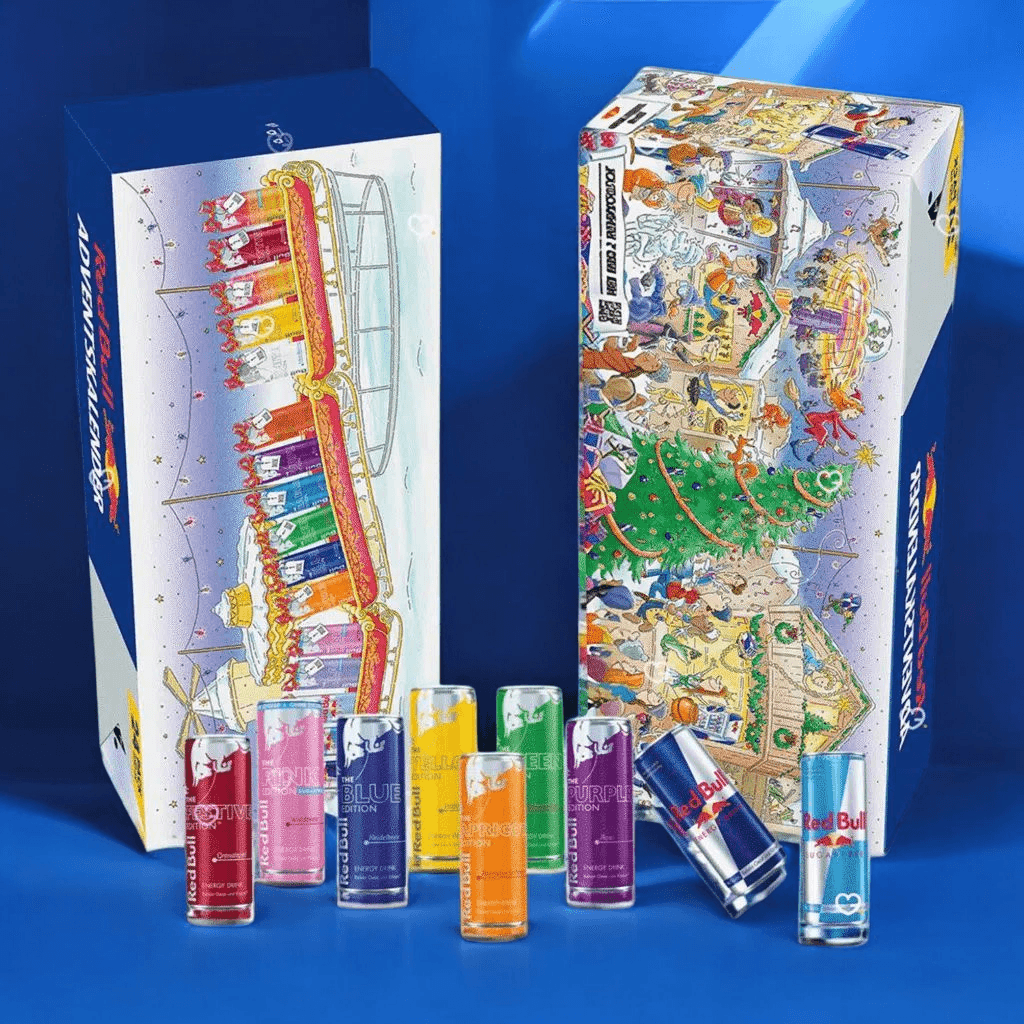 Red Bull Adventskalender 2025 mit 24 Dosen in 16 Sorten, inklusive weihnachtlich illustrierter Verpackung. Ideal für Energy Drink Liebhaber.